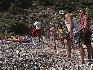 insane group hump tournament on the beach part 1